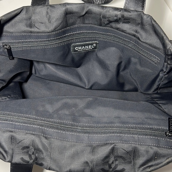 Chanel Tote - Picture 6 of 13